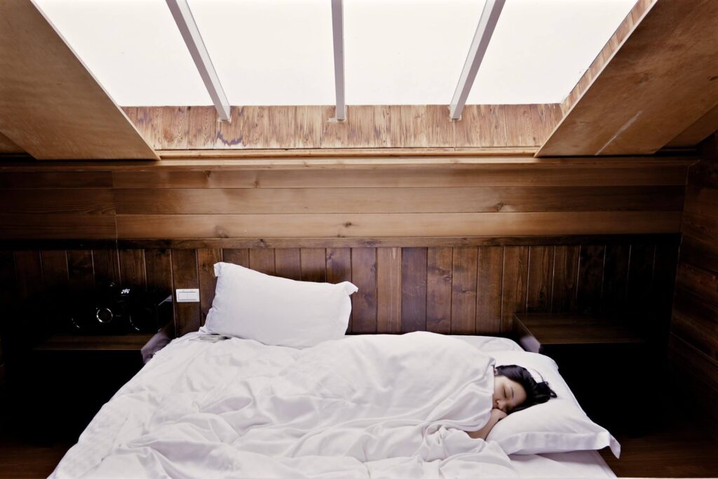 最高の脳と身体をつくる睡眠をするための朝の習慣