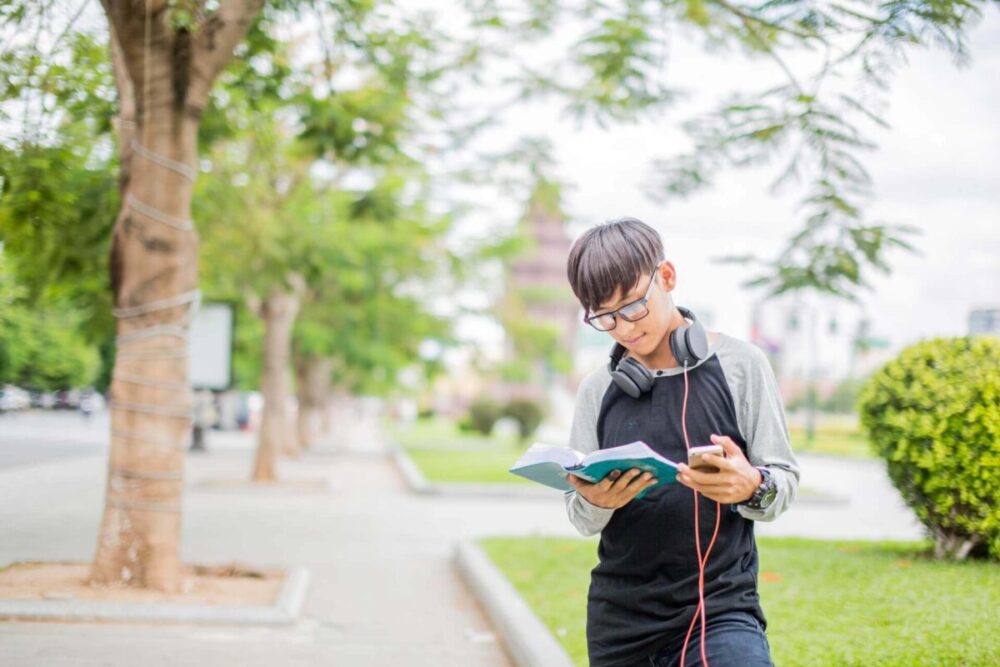 auブックパスの読み放題を実際に使った辛口感想【評判・口コミ】
