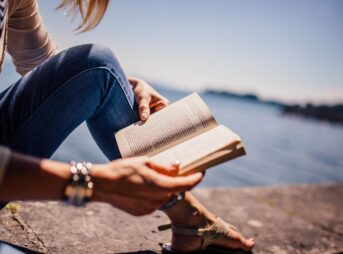 「読書で性格が変わる？」←変わりません。【年間300冊読むぼくが断言】